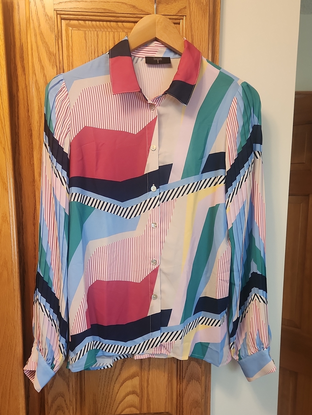Tahari Multicolor Geometric Button-Down Shirt